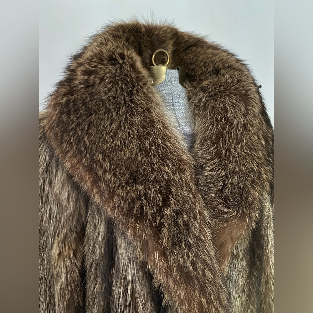 Stunning Brodey Draimin Furs Shawl Collar Racoon Coat